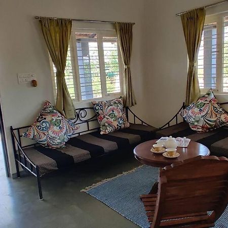Shakuntala Farms - Rustic Farmstay With Modern Comforts Нашик Екстер'єр фото